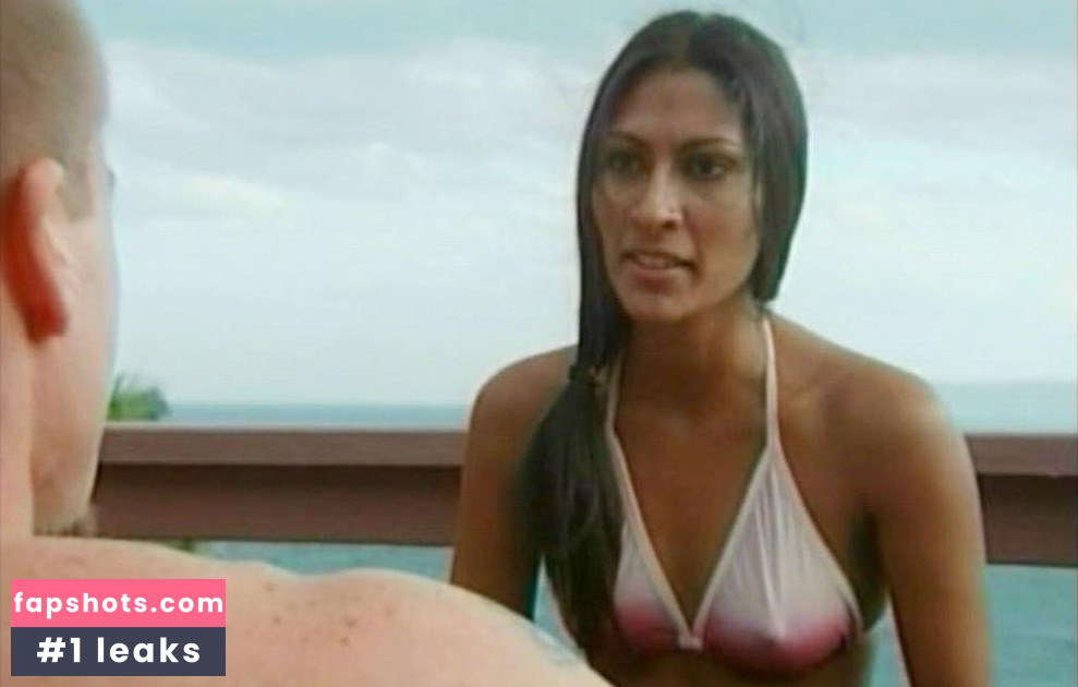 Tharini Mudaliar gallery photo #5