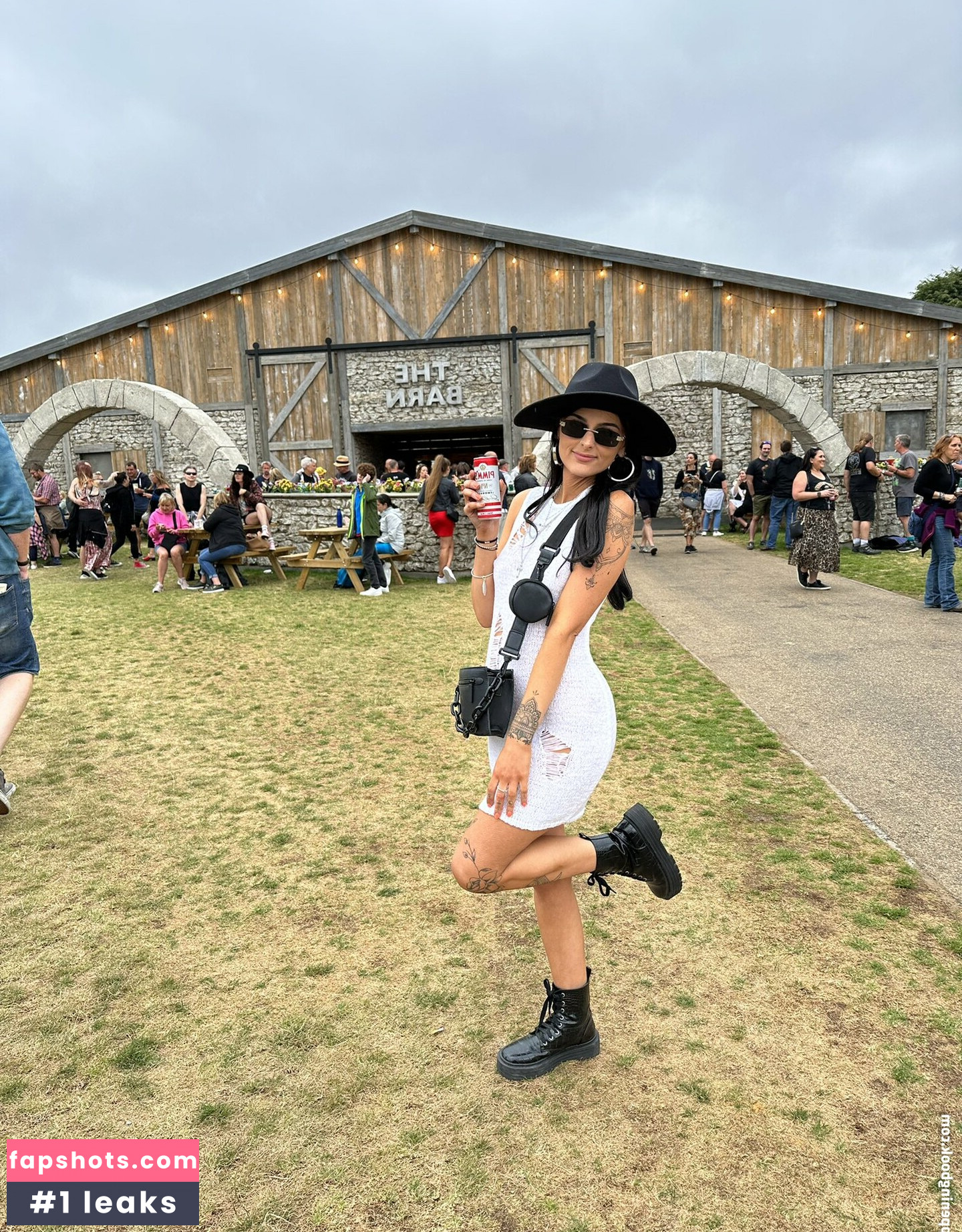 That Couple gallery photo #25