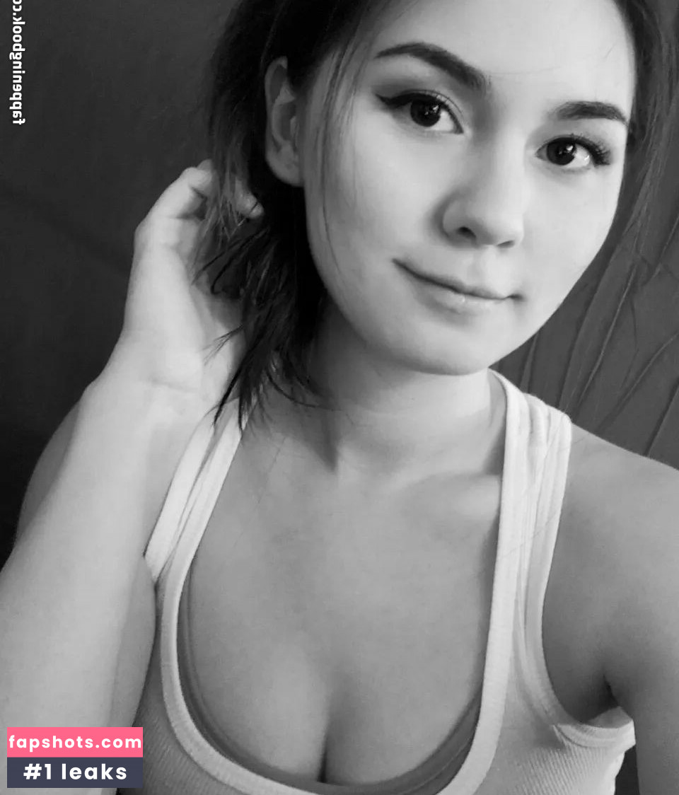 Thatchickparker gallery photo #16