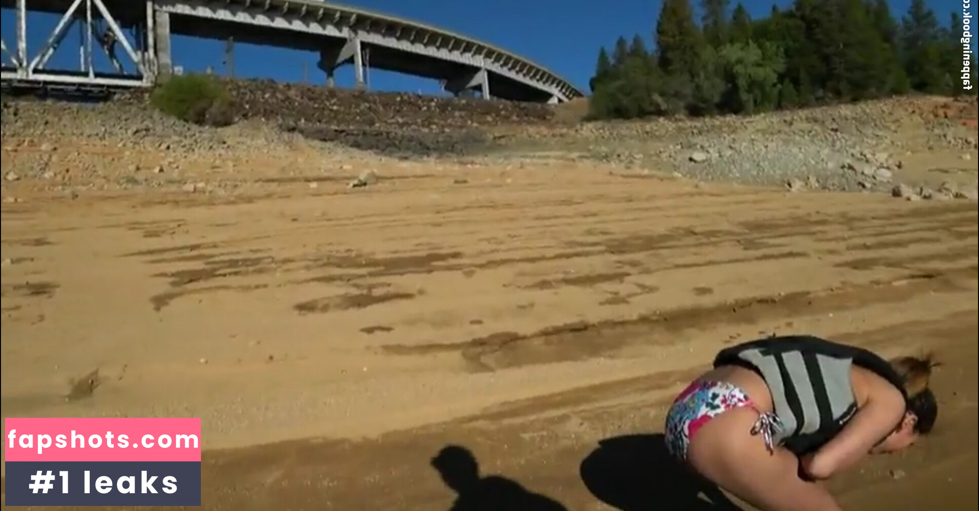 Thatchickparker gallery photo #36