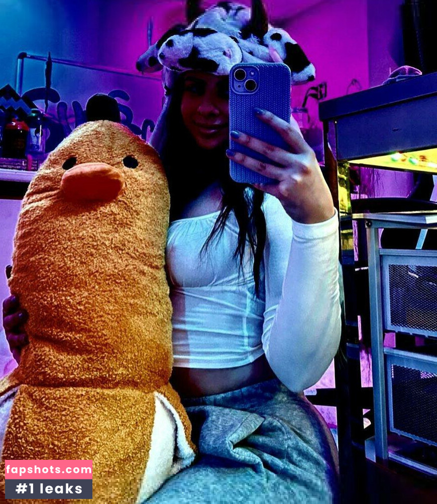 ThatGirlGatto gallery photo #17