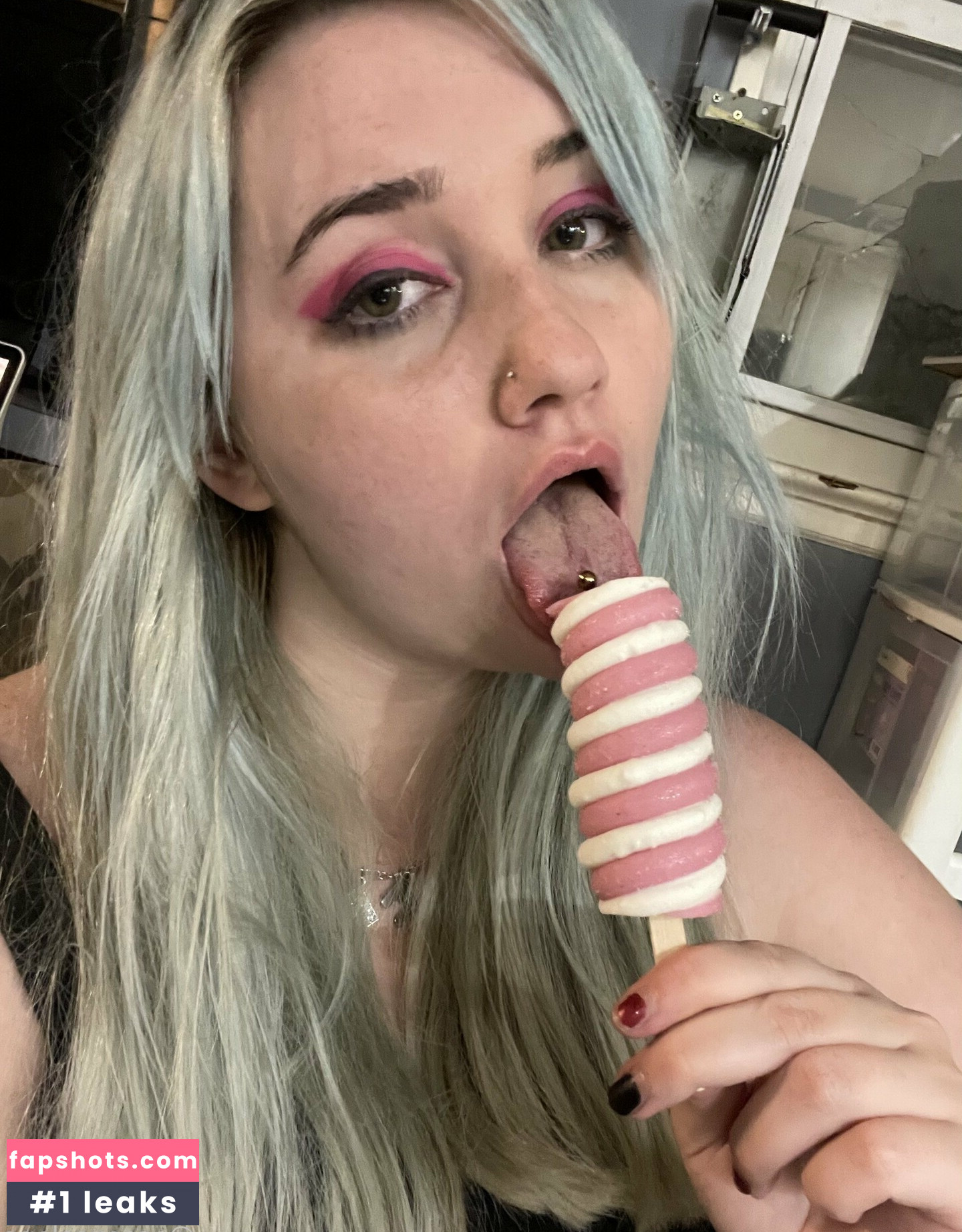 thatkinkything gallery photo #25