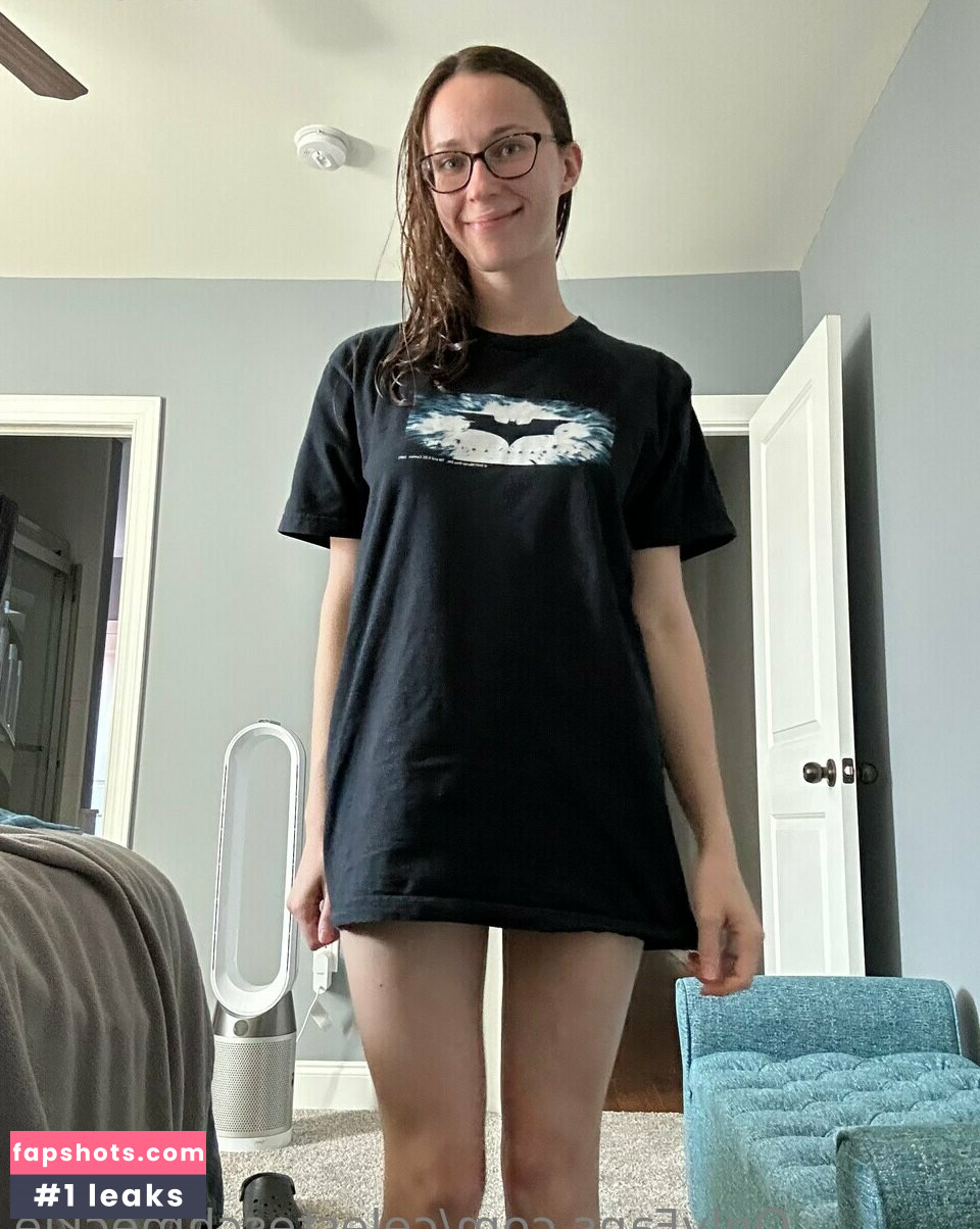 thatllbe25schmeckles Nude Leaks OnlyFans Photos #105 - LeakJerk