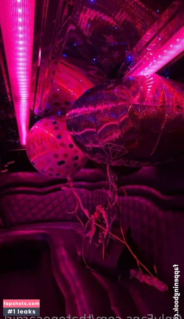 thatonecargirl nude babe gallery