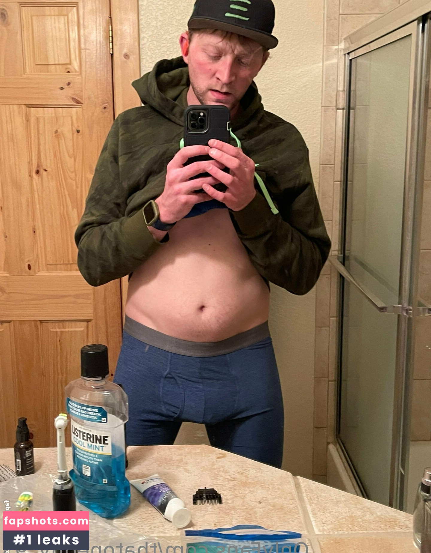 thatoneguy_93 gallery photo #13