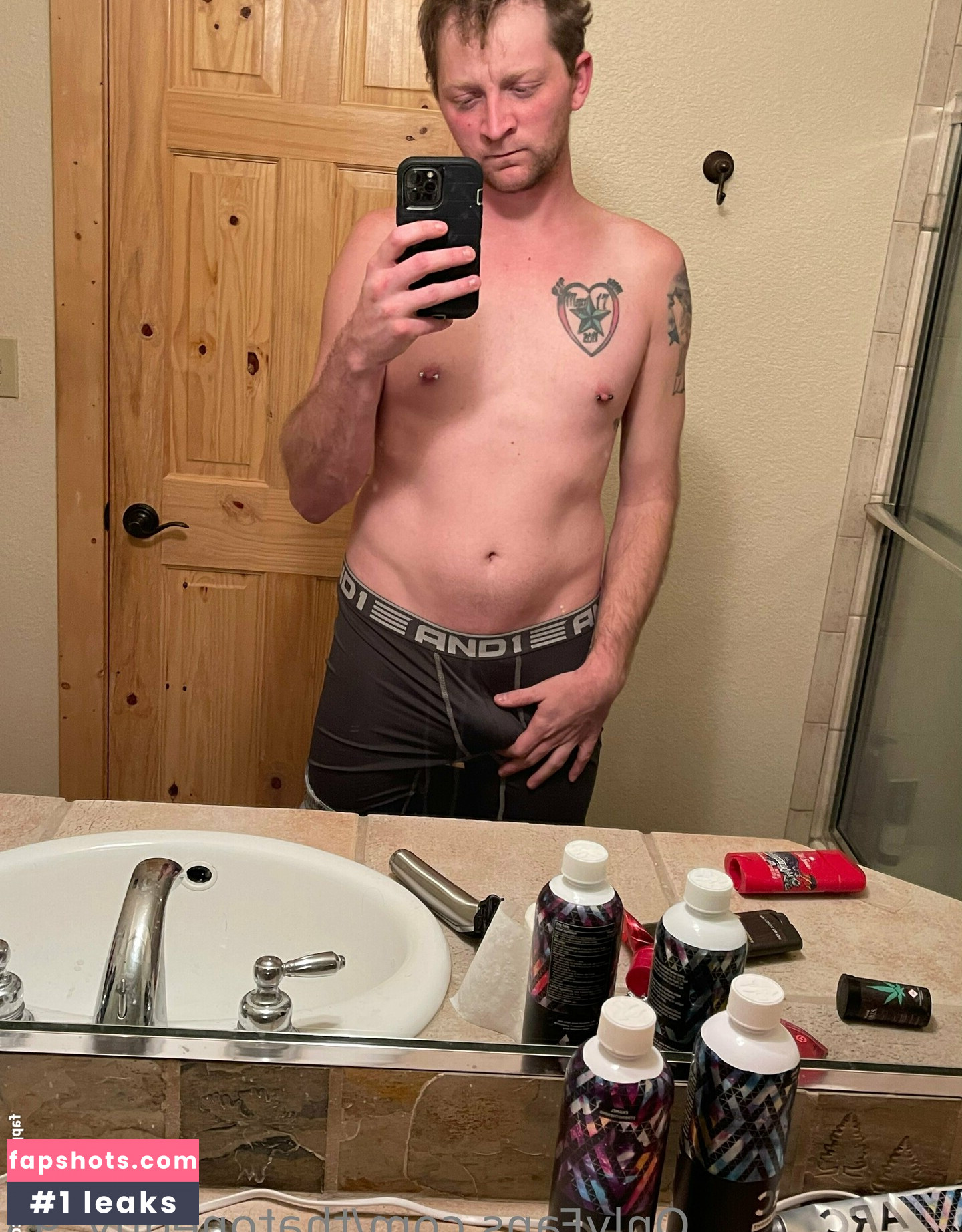 thatoneguy_93 gallery photo #7