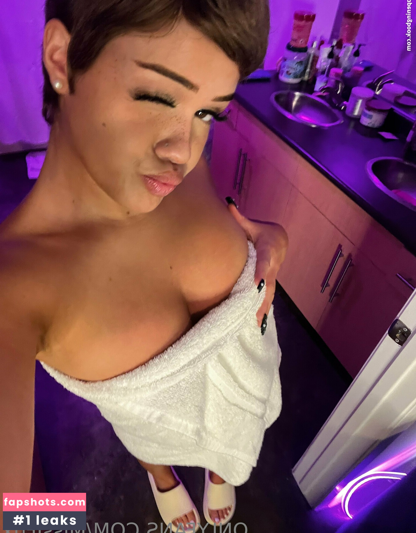 thatricandemon gallery photo #18