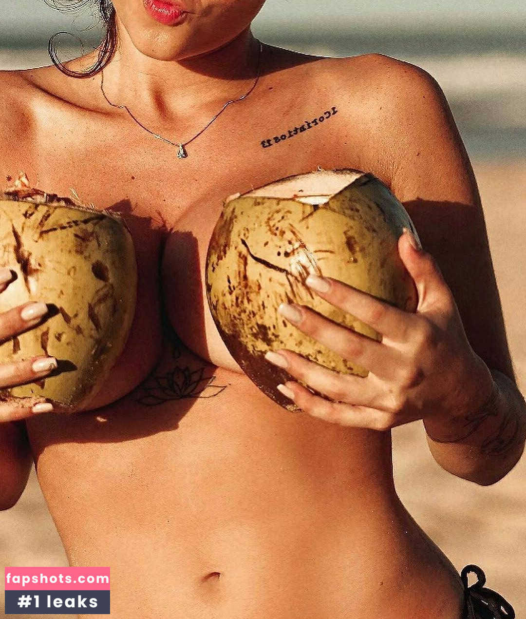 Thaylise Pivato gallery photo #10