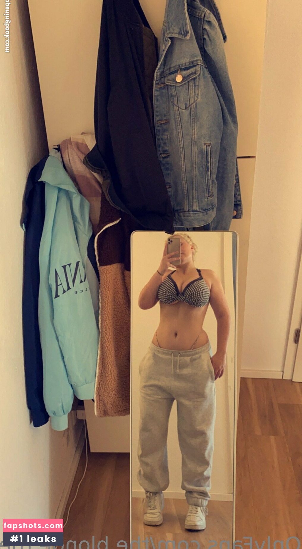 the.blonde.the.brunette gallery photo #12