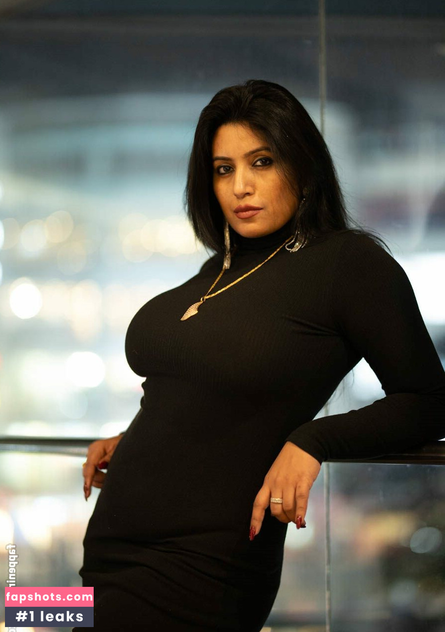 The_doe_eyed_gurl gallery photo #13