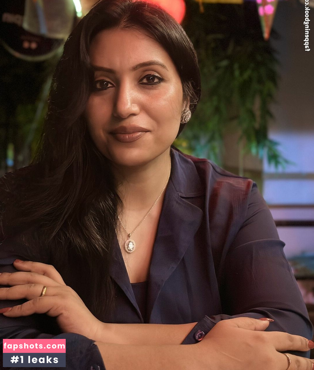 The_doe_eyed_gurl gallery photo #16