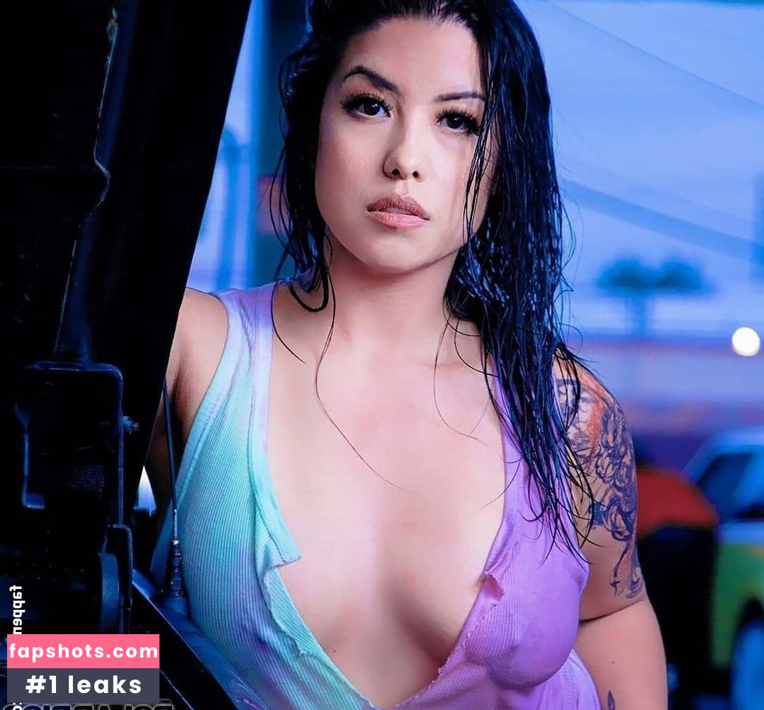 The Filipina Latina gallery photo #18