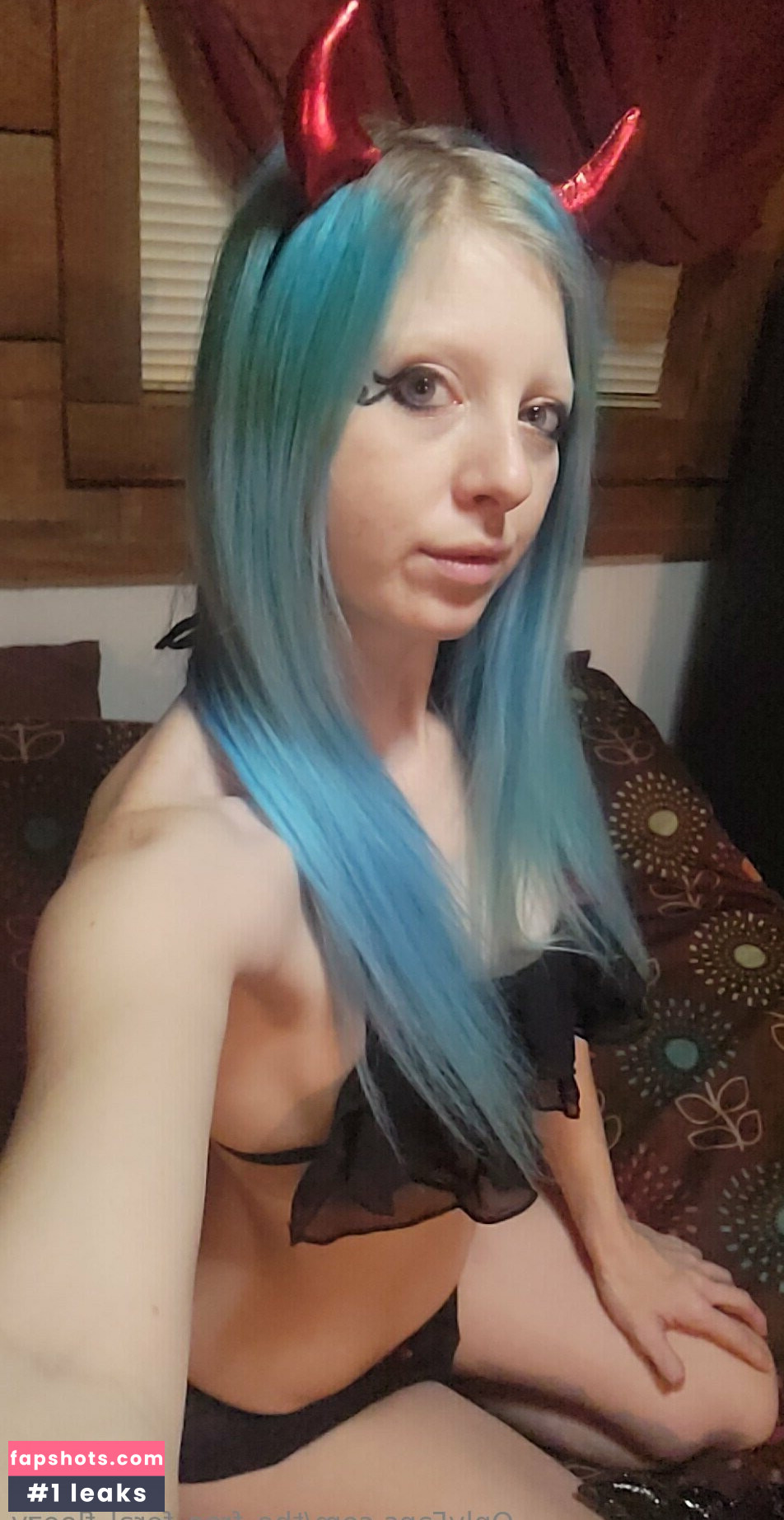 the_free_feral_floozy gallery photo #19