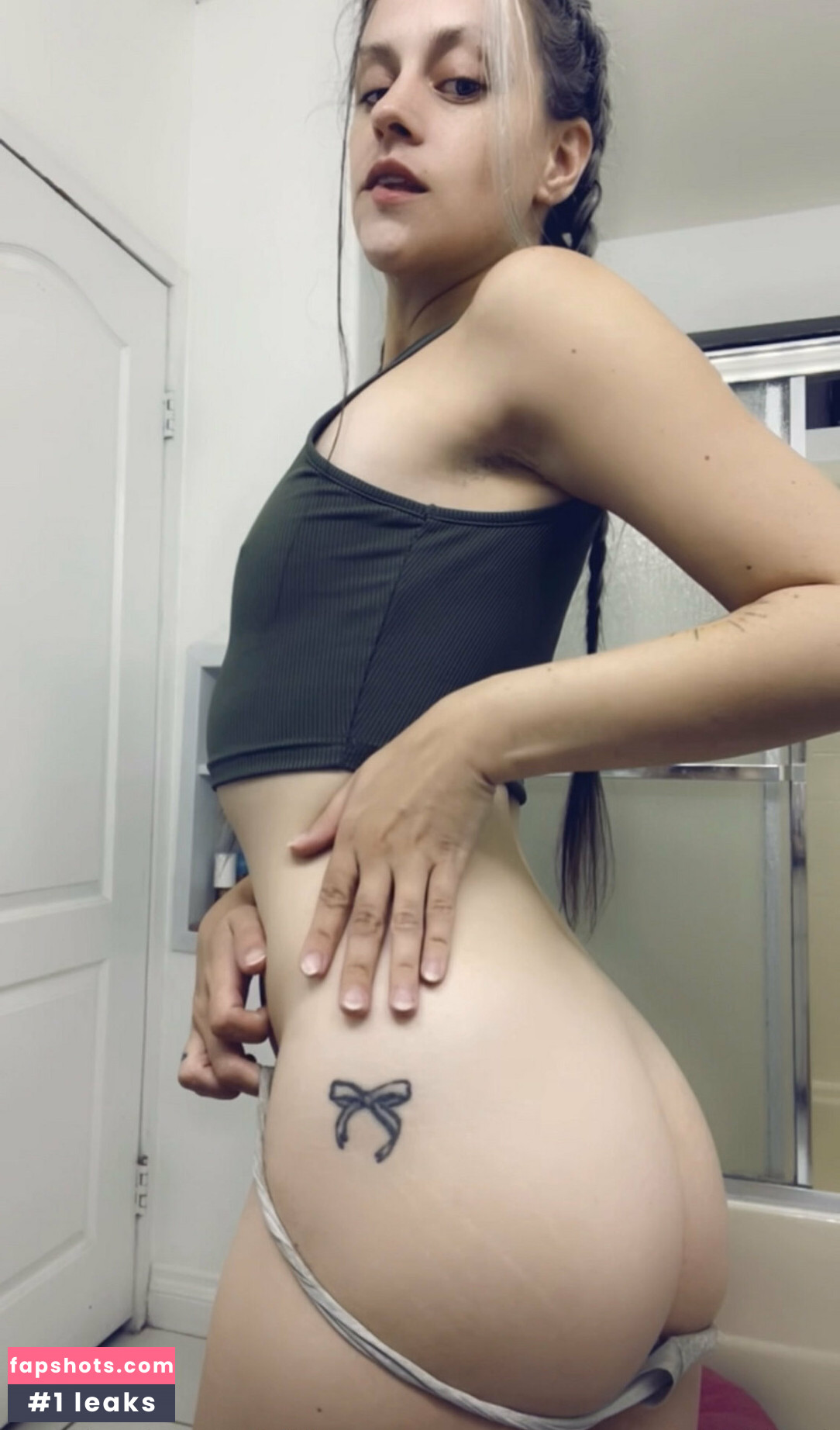 The Hazel Verse Nude Leaks OnlyFans Photos #7 - LeakJerk