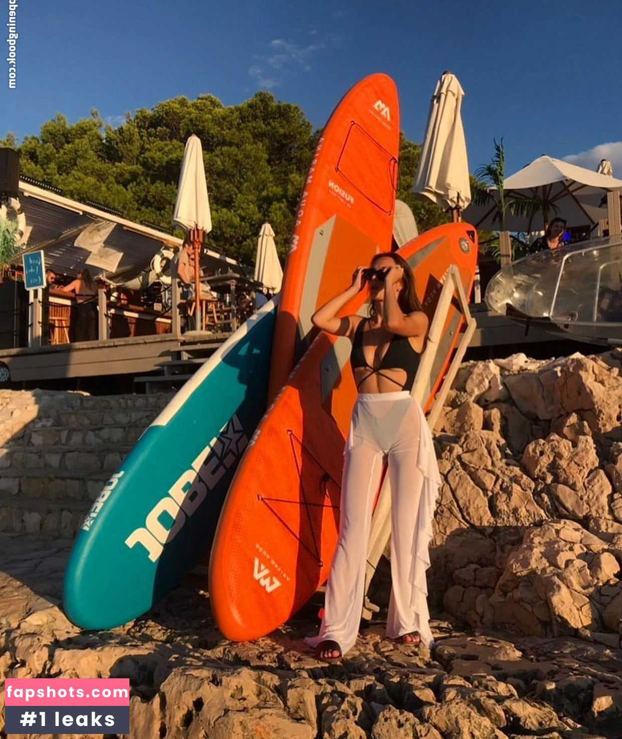 The Phoenix ASMR nude babe gallery