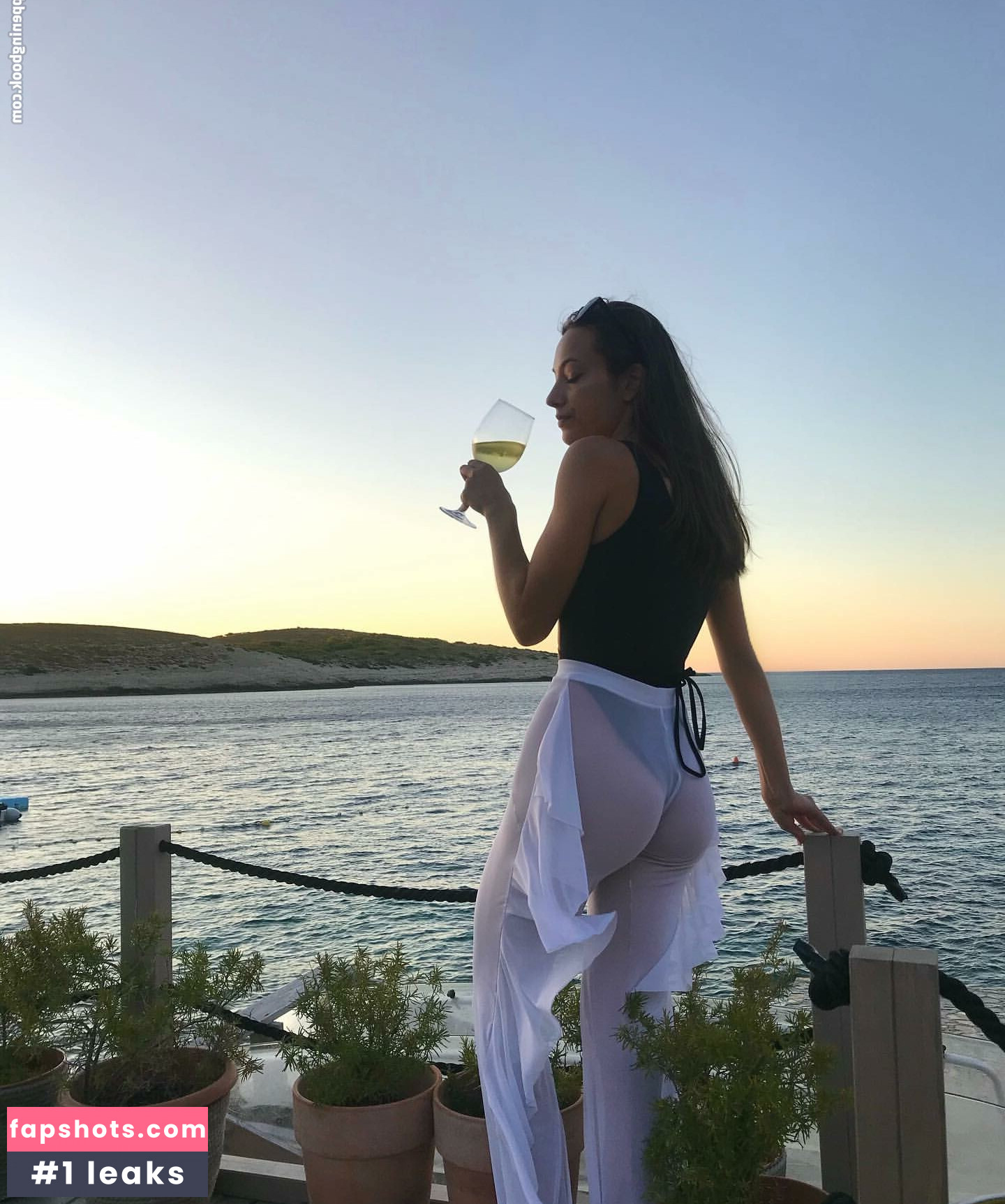 The Phoenix ASMR Nude Leaks OnlyFans Photos #28 - LeakJerk