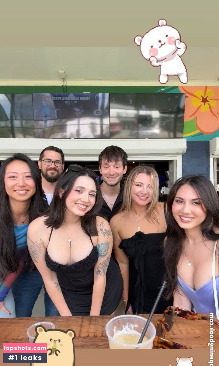 The React Pack Nahé úniky fotek pouze od fanoušků #2 - Fapshots