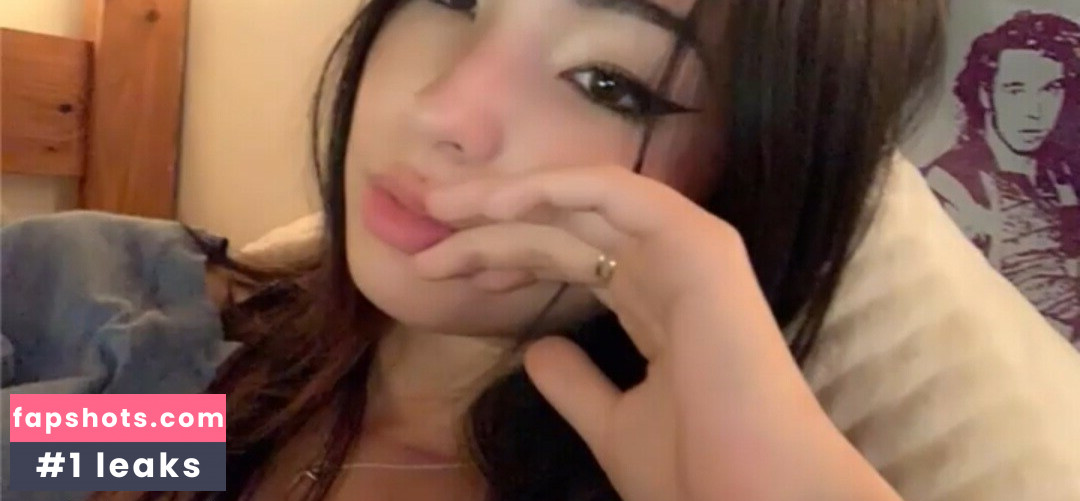 Thea Howe Aka gallery photo #19