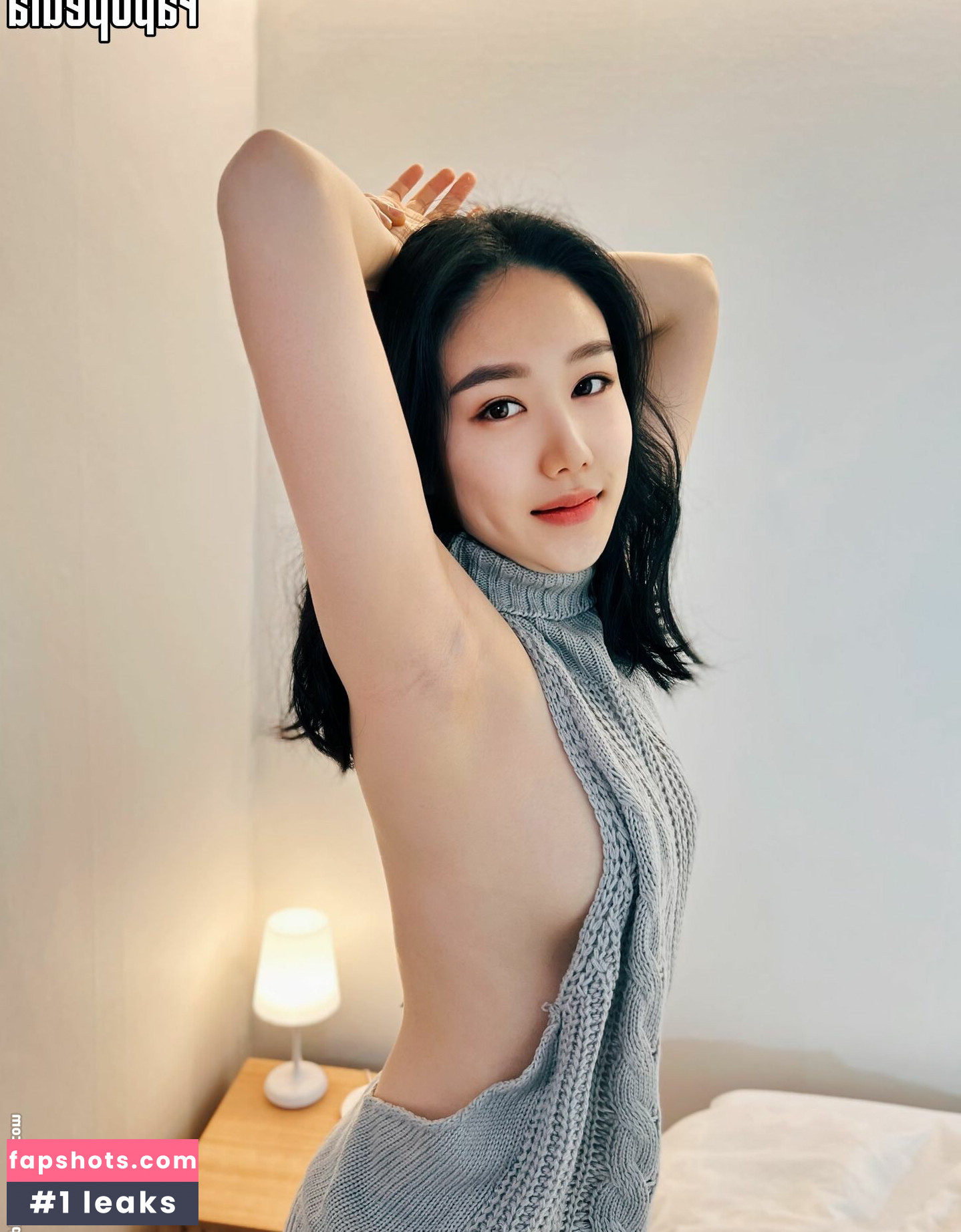 Thea Lee gallery photo #2