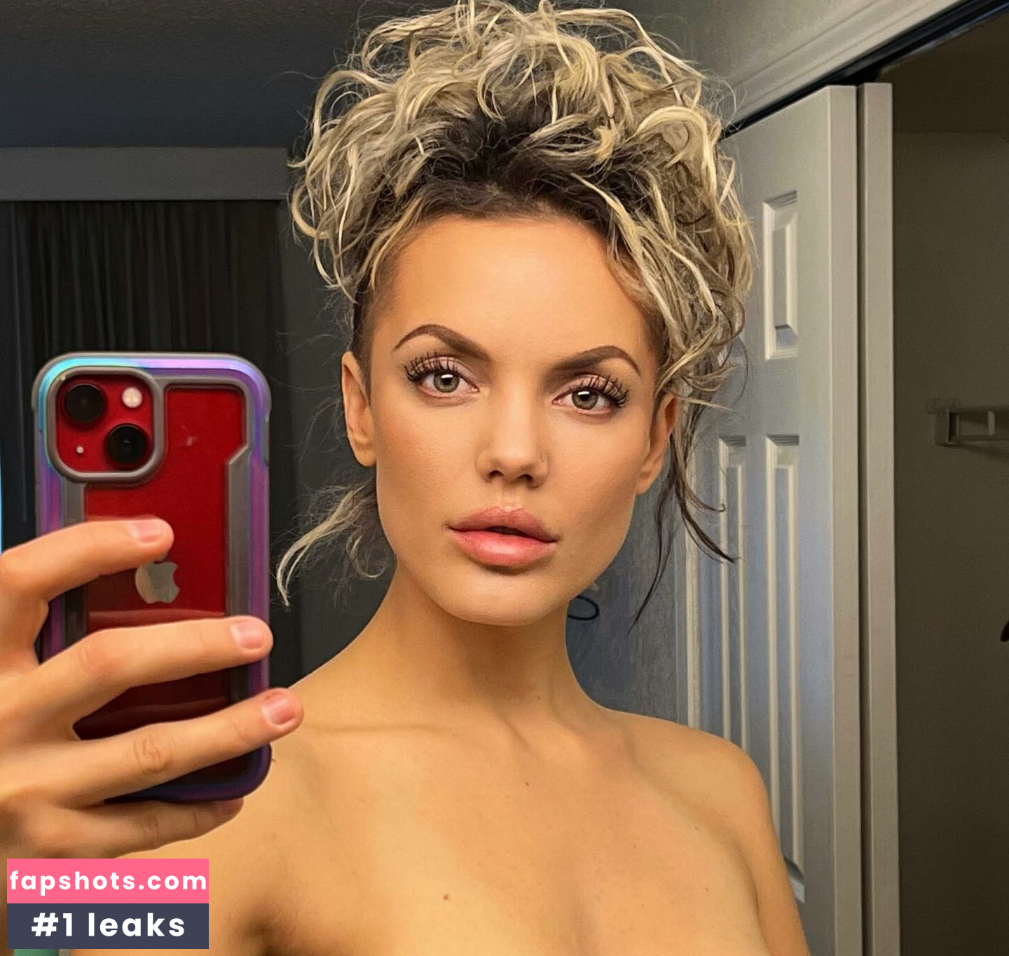 Thea Ulrich gallery photo #4