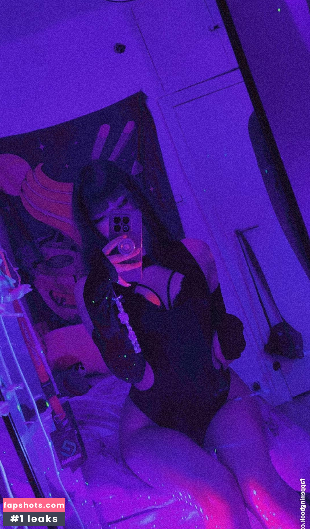 theakaleina gallery photo #51