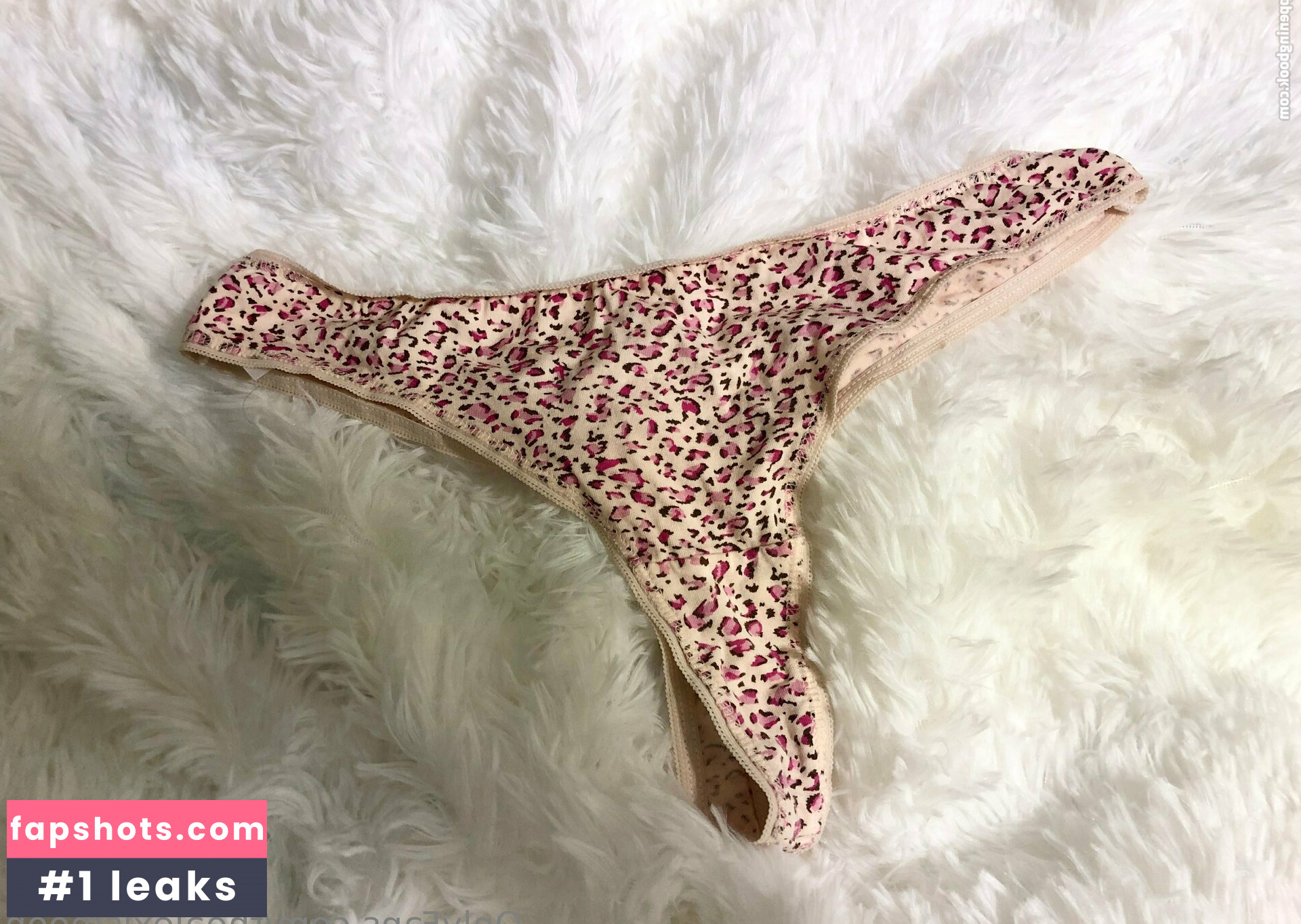 thealexismoon nude babe gallery