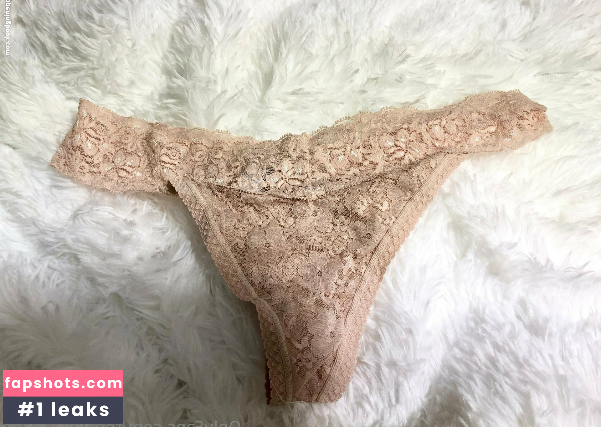 thealexismoon gallery photo #8