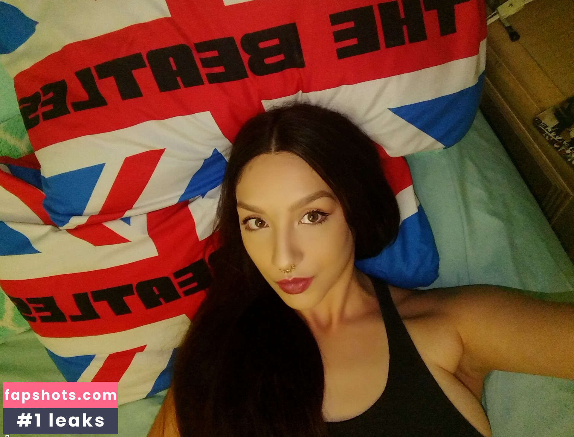 TheBeatleBabe gallery photo #8