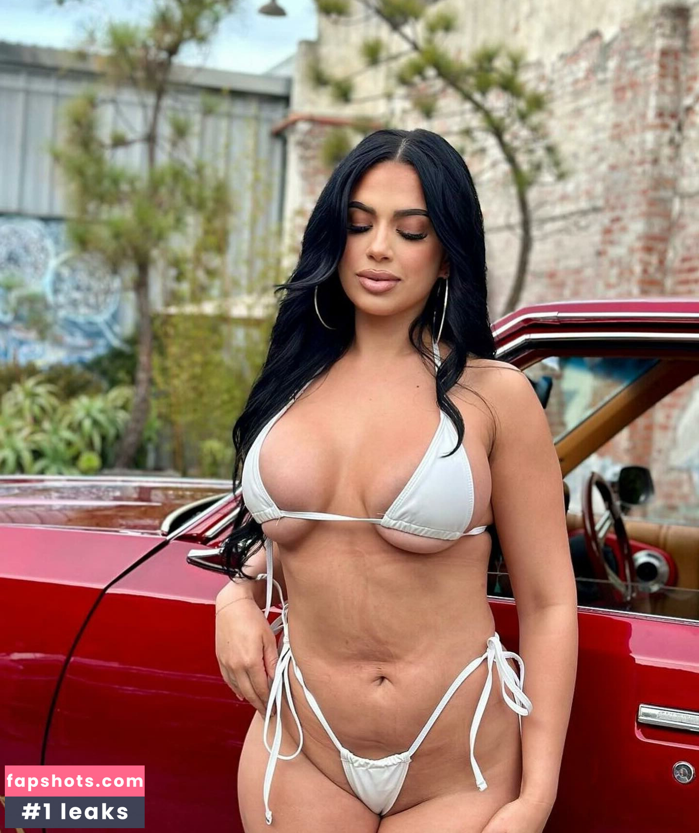 Theeepamelaa gallery photo #7