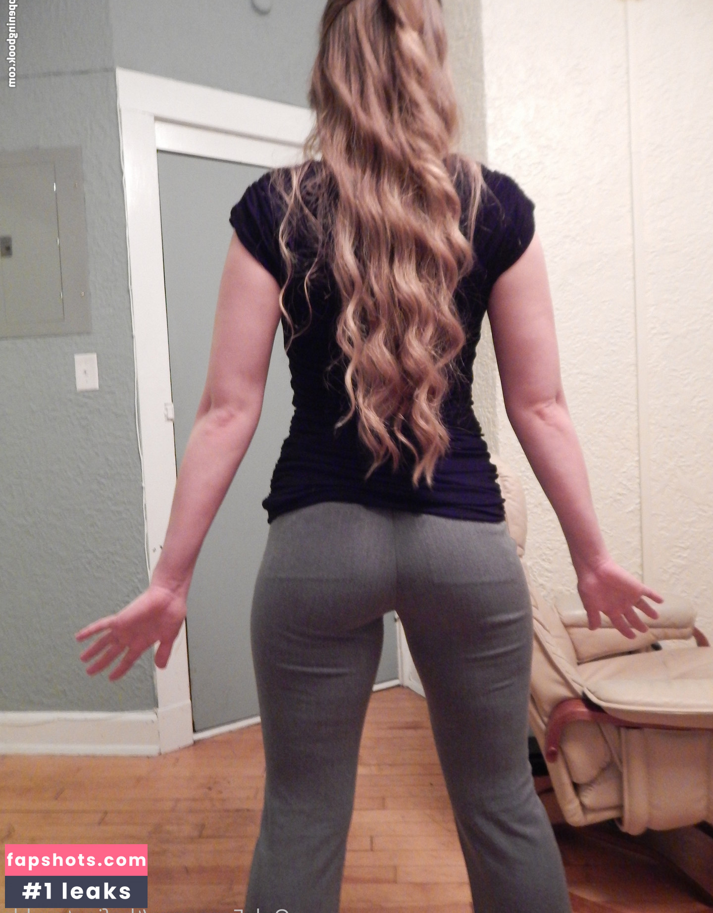 Thefinetrouble Cosplay gallery photo #41