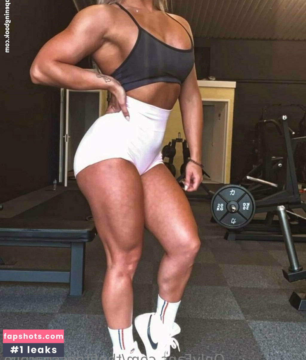 thefitnessbarbiie gallery photo #2