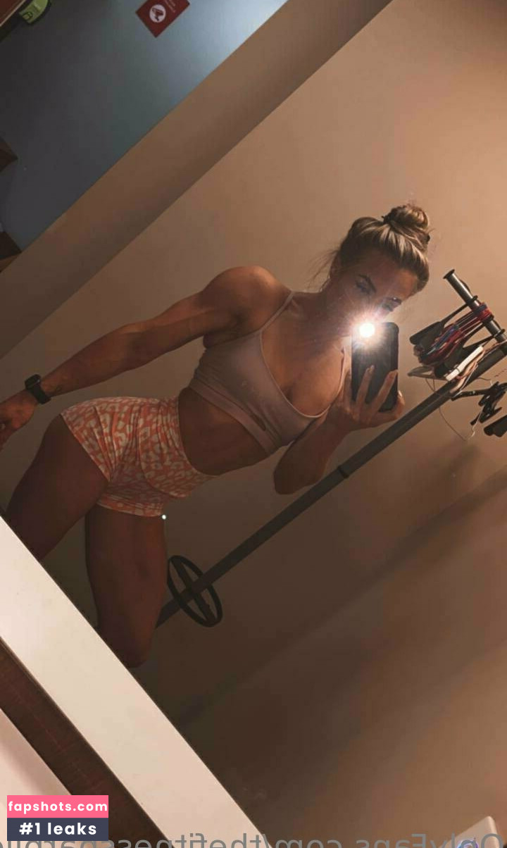 thefitnessbarbiie nude babe gallery