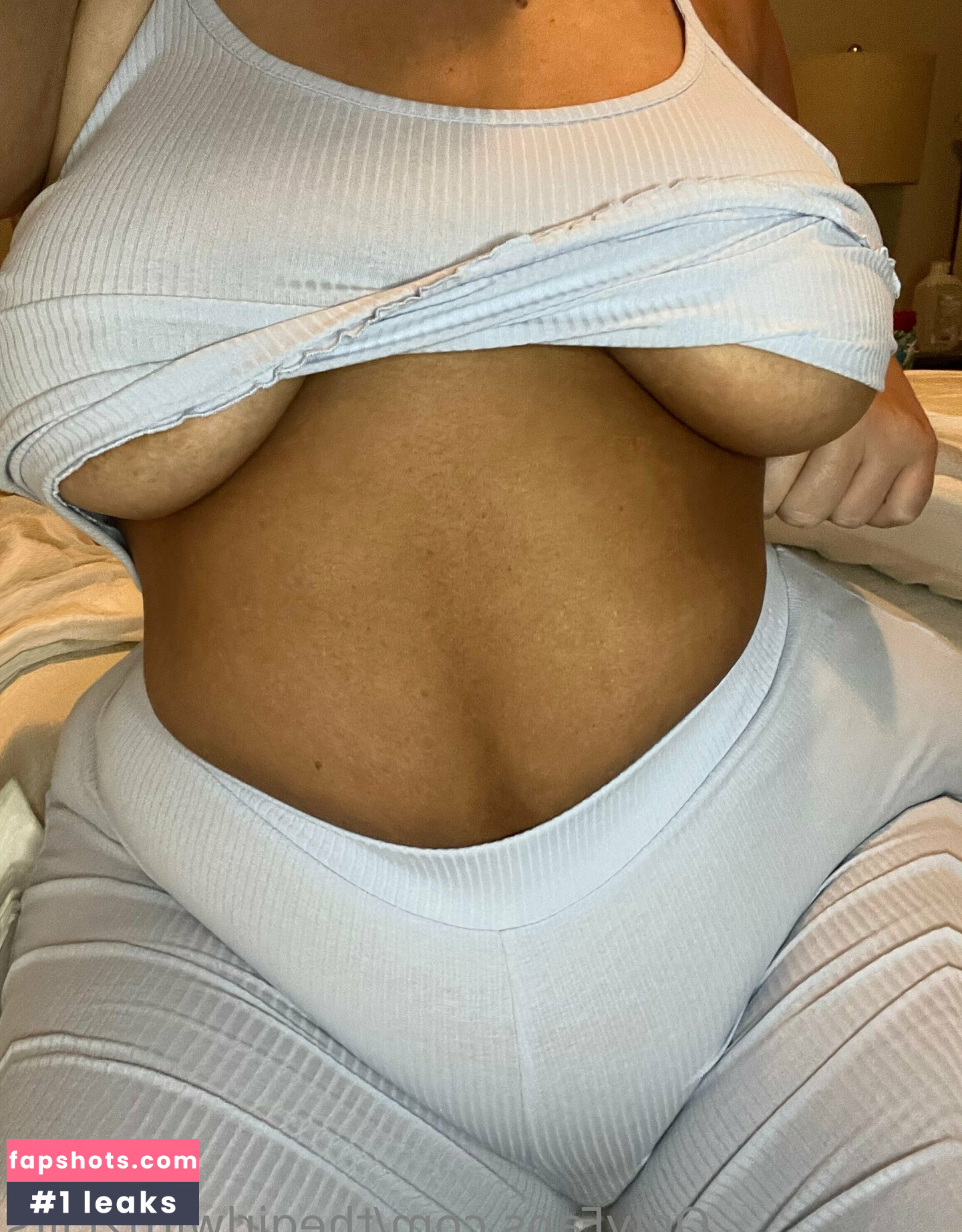 thegirlwith2clits gallery photo #6