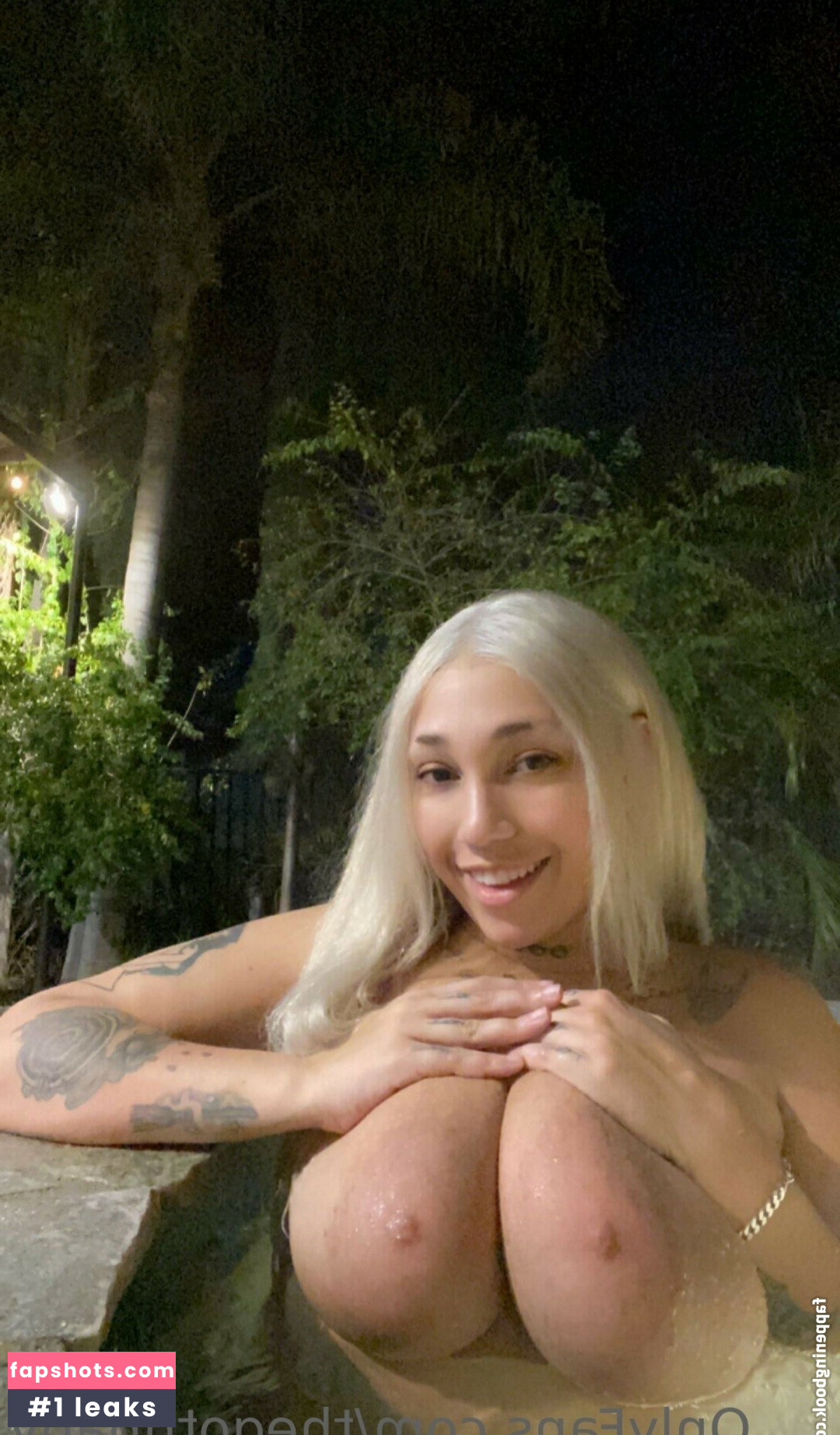 Thegothbaby gallery photo #15