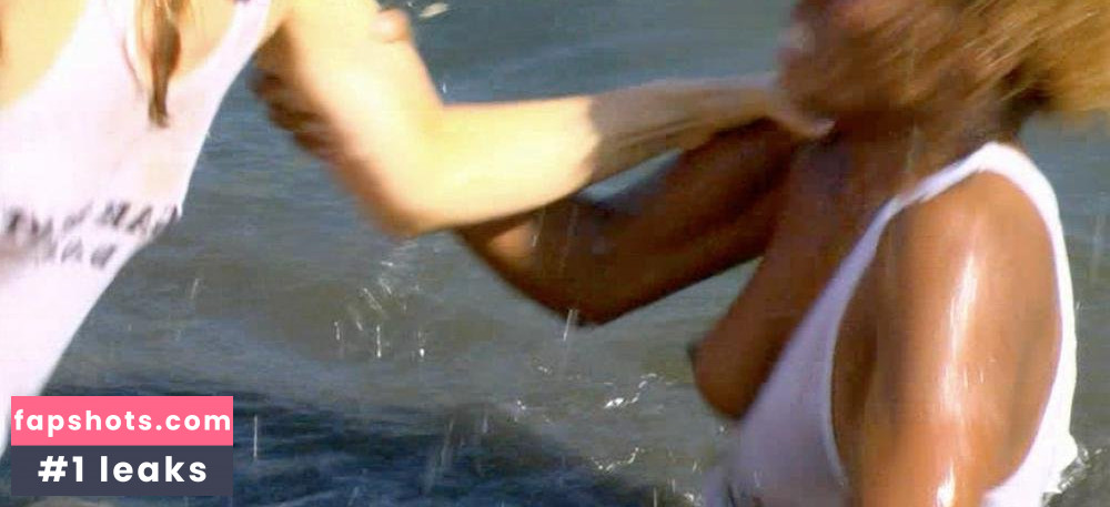 Thela Brown nude babe gallery