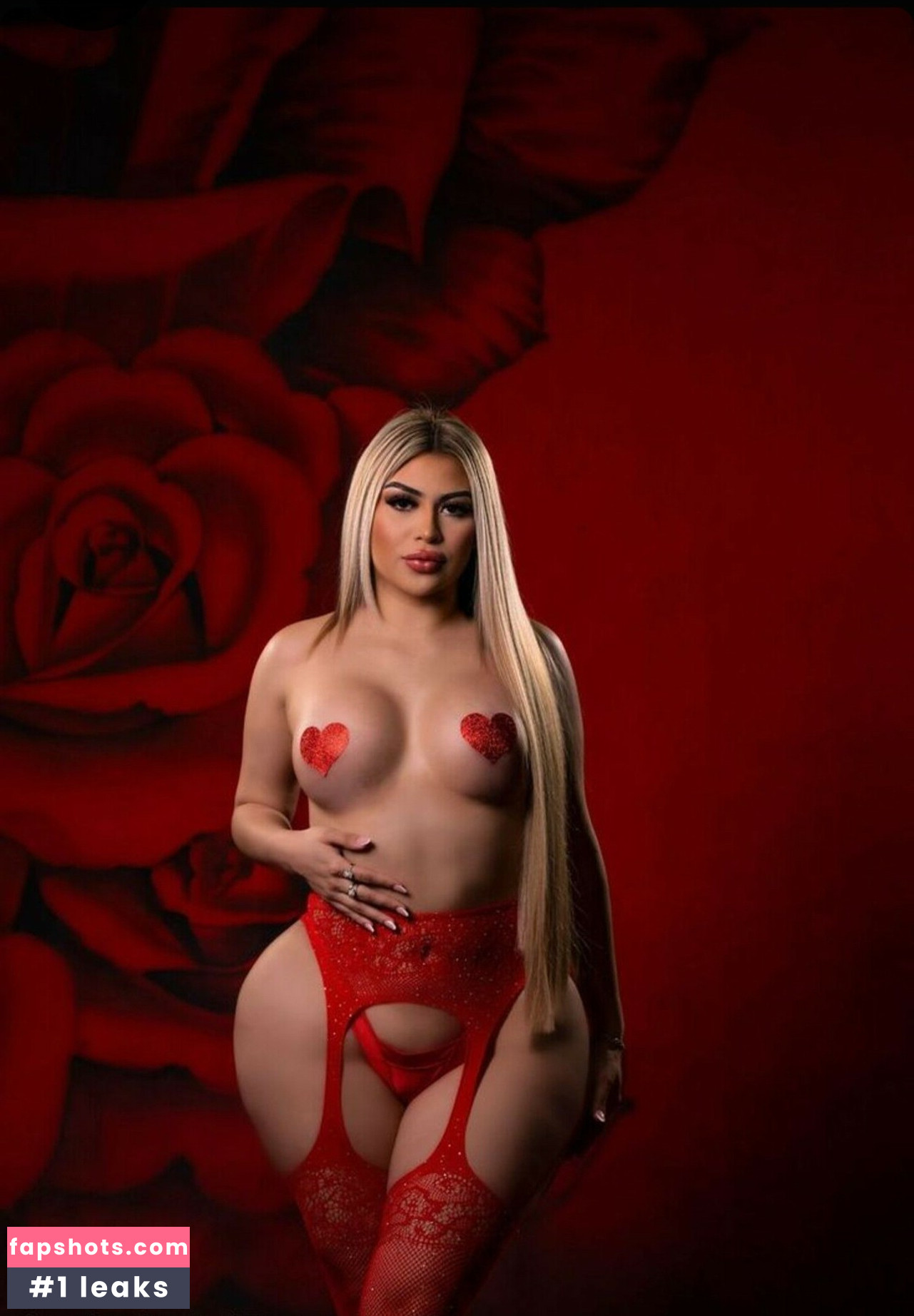 TheLatinafansly nude babe gallery