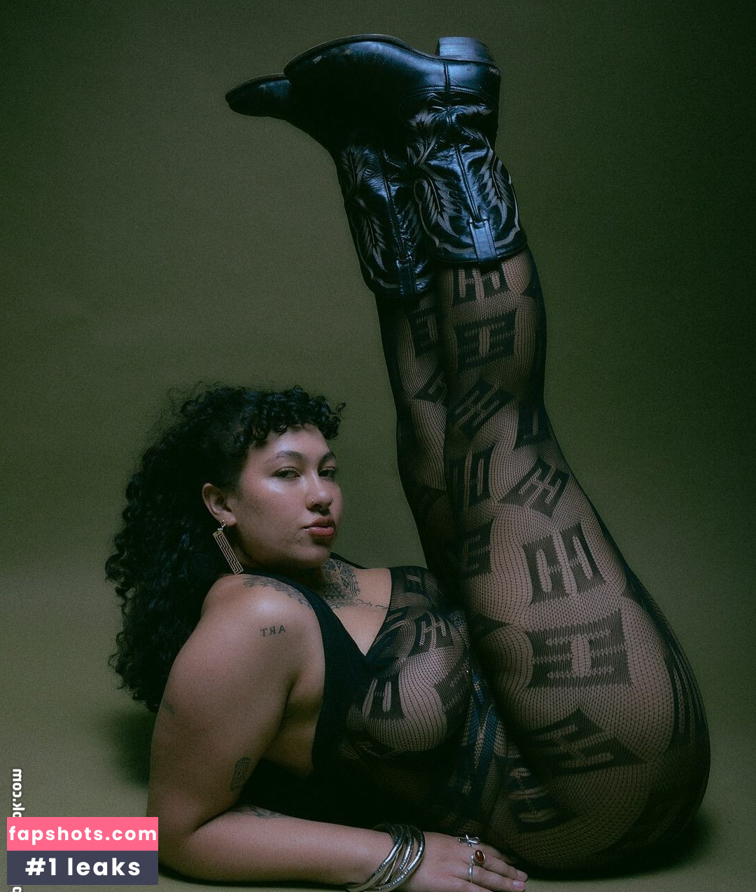 theleogod gallery photo #15