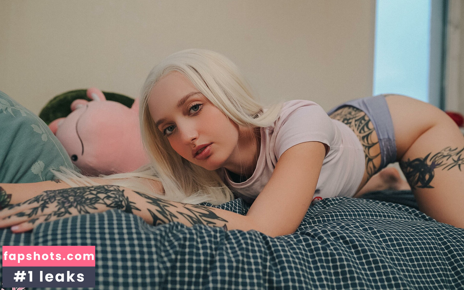 Thelolaboop gallery photo #25