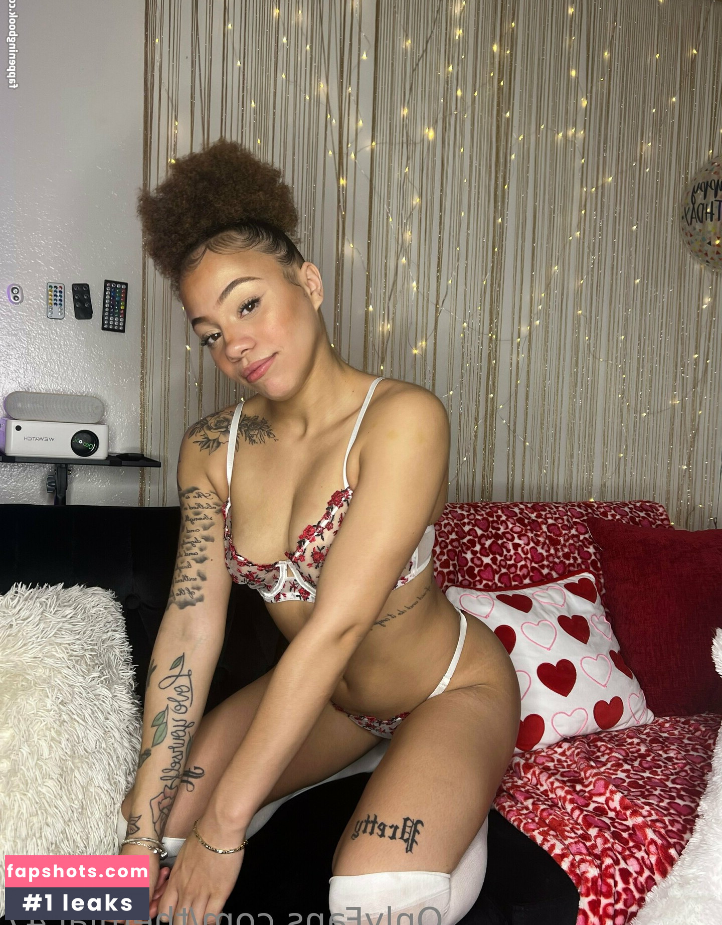 themiaj.47 nude babe gallery