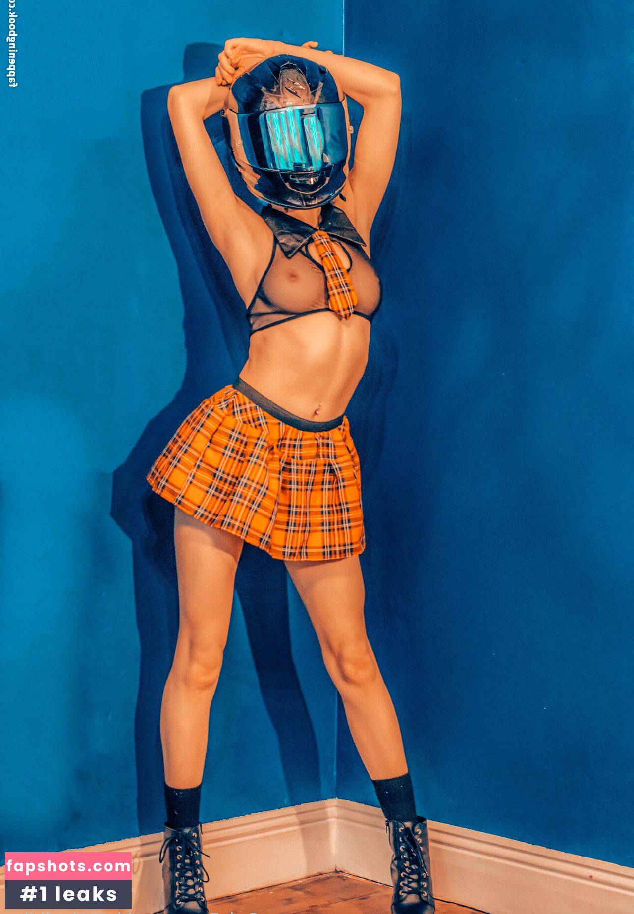 thenakedbiker gallery photo #5