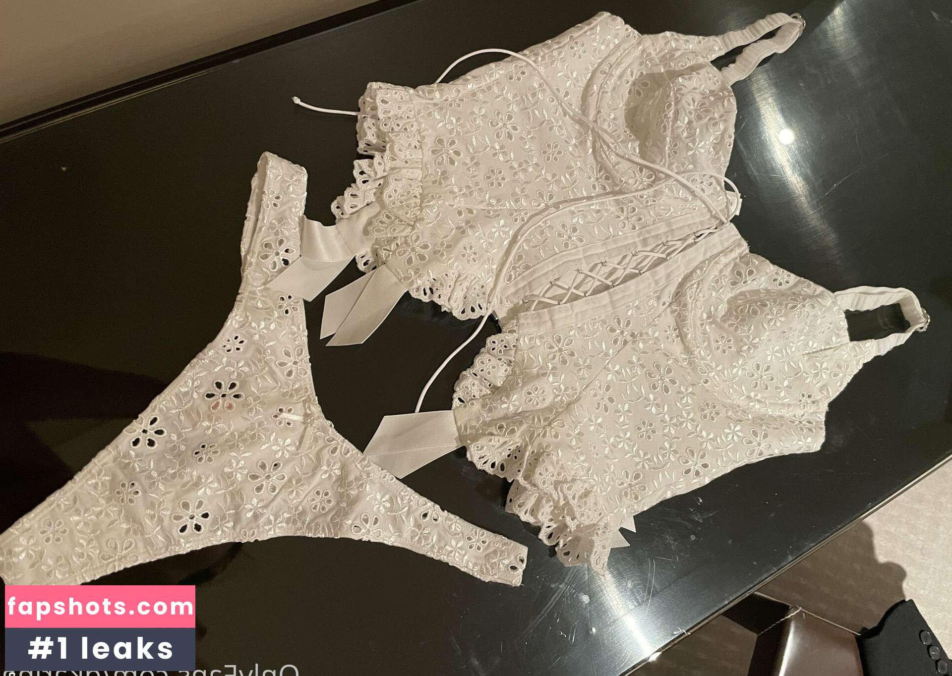 theonlymiak gallery photo #25