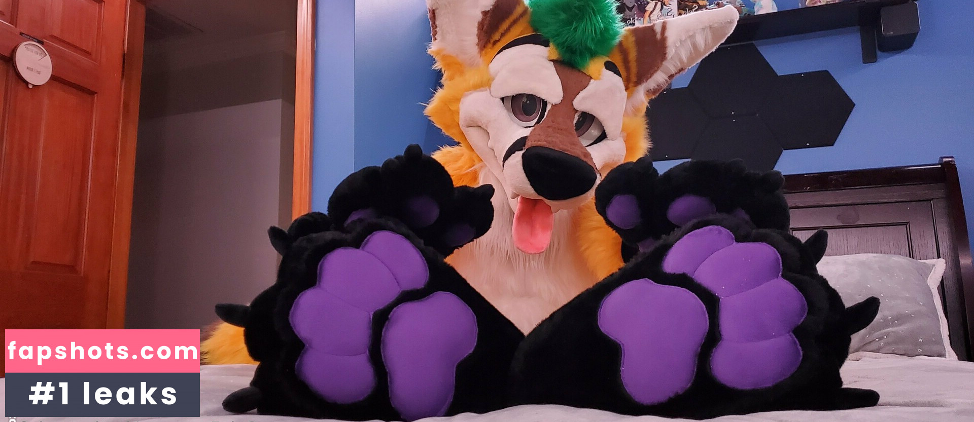 thepineapplefox gallery photo #30