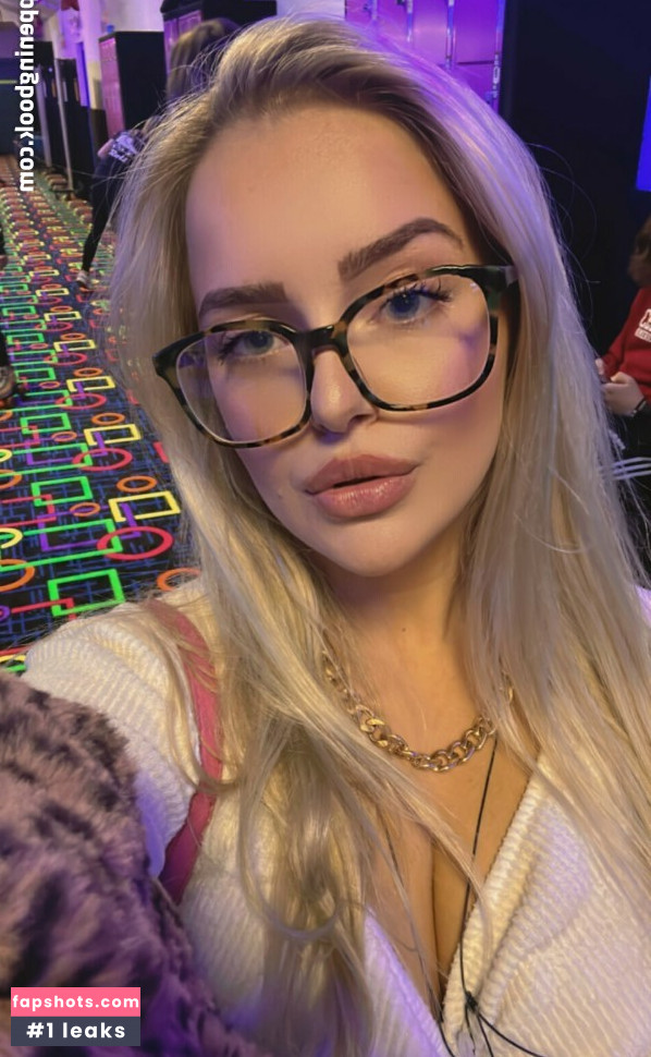 theprincessxoxocharm Nude Leaks OnlyFans Photos #3 - LeakJerk