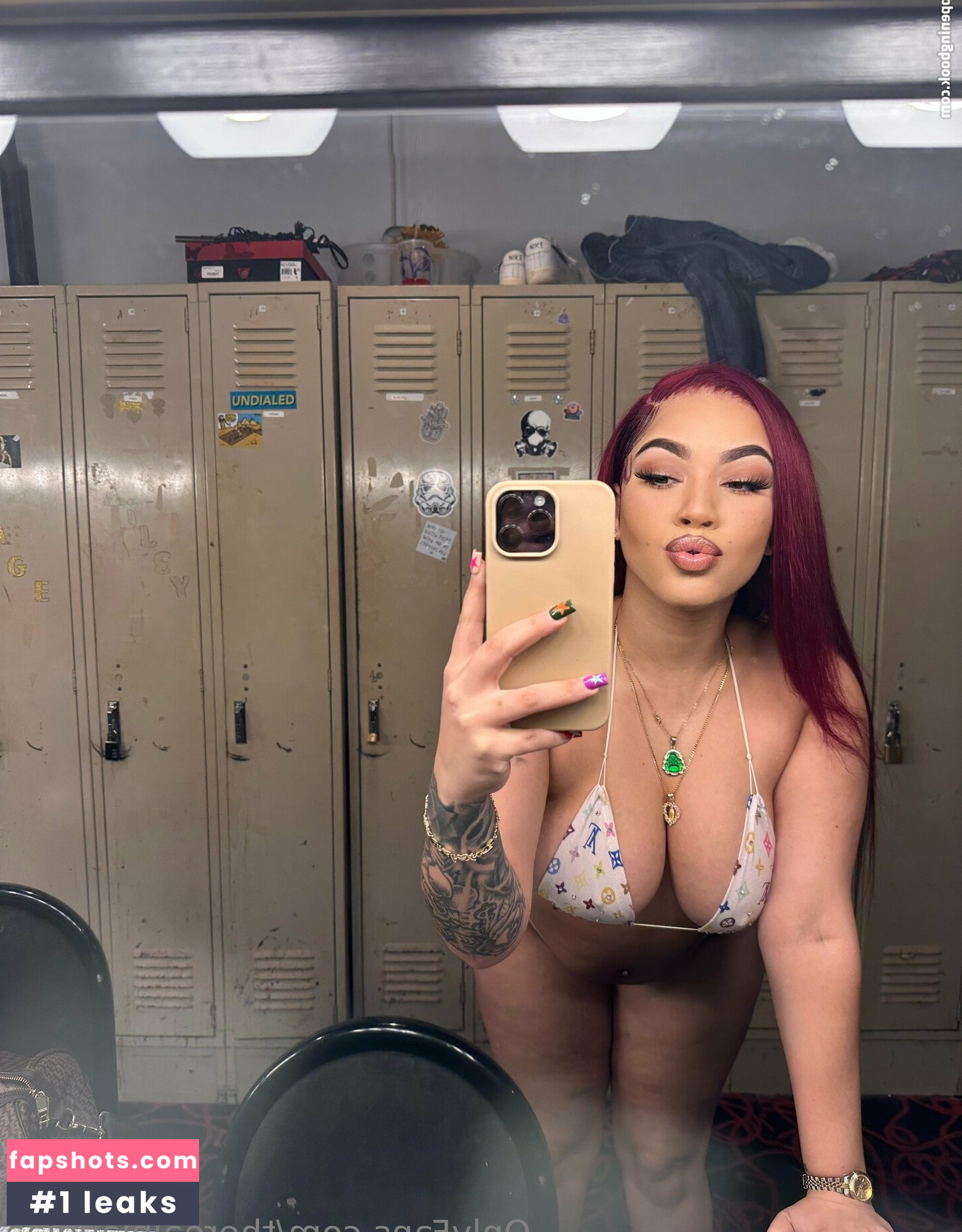 therealblaudiaa nude babe gallery