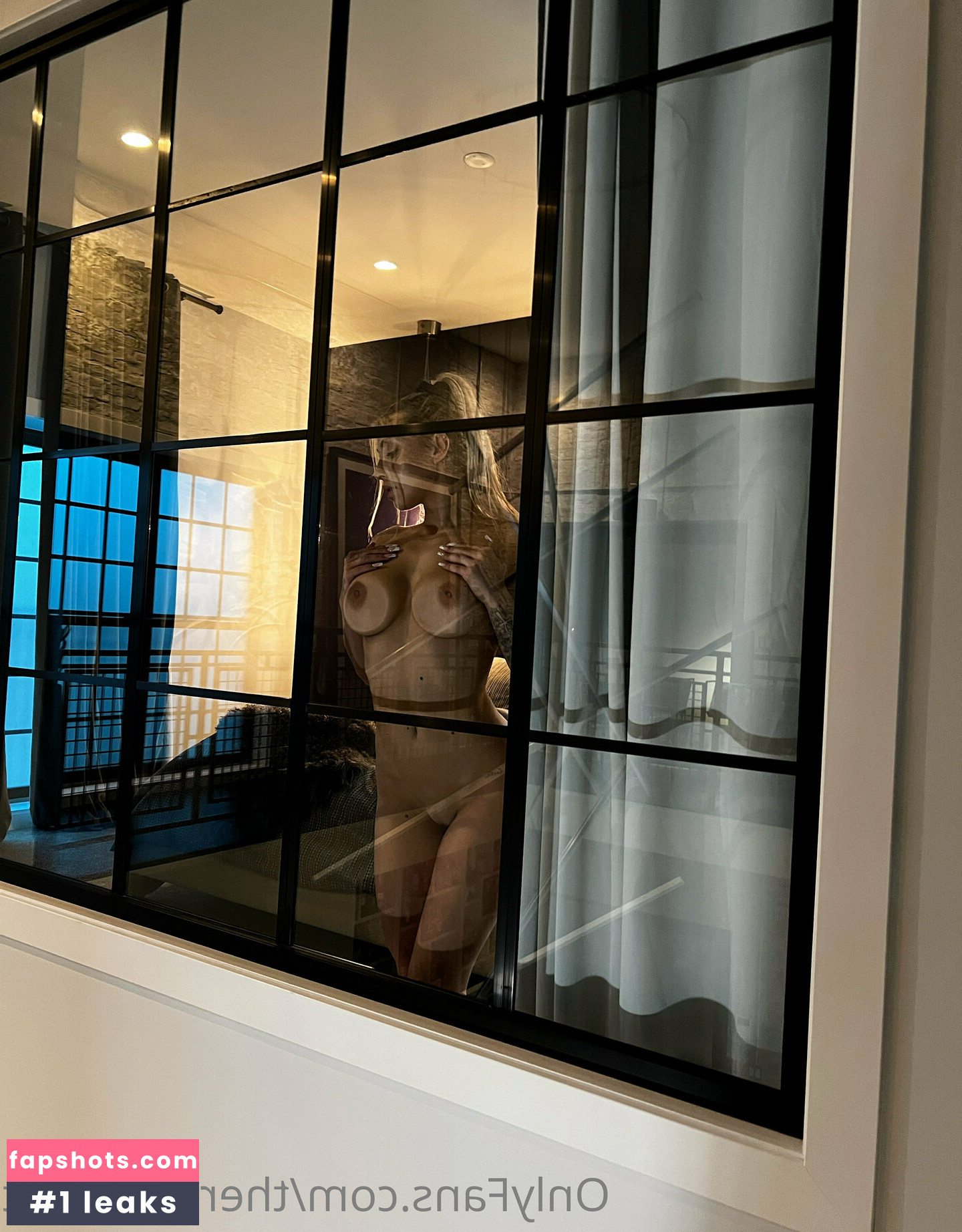 Therealbrittfit gallery photo #29