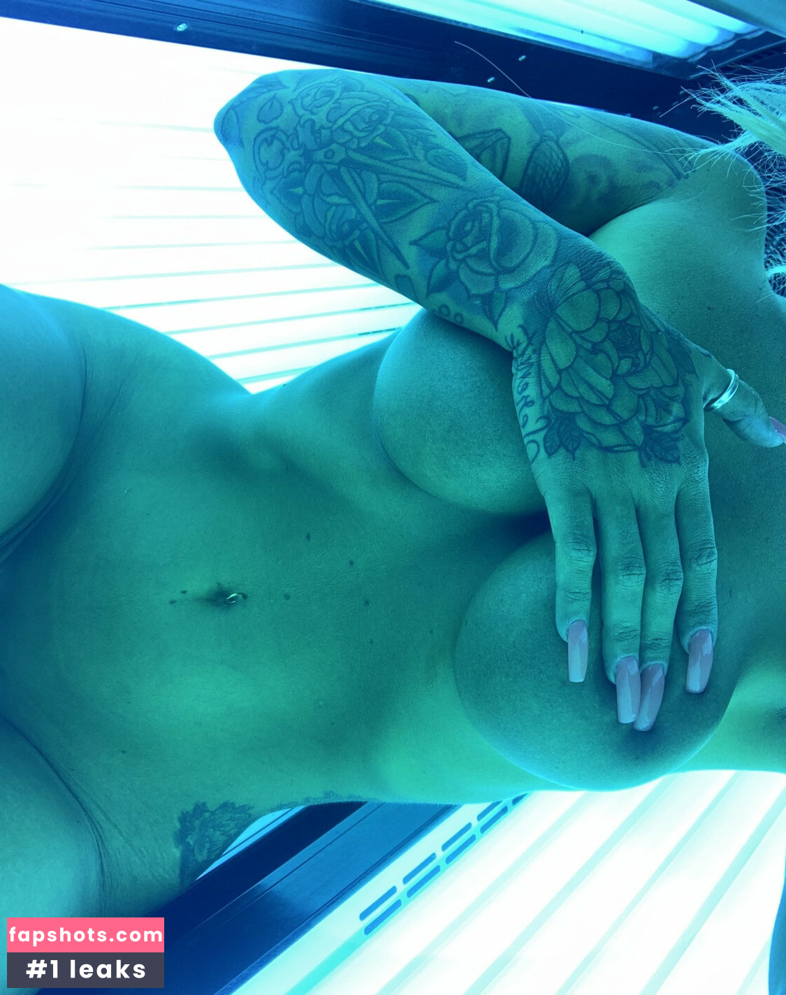 TheRealJessicaJan gallery photo #26