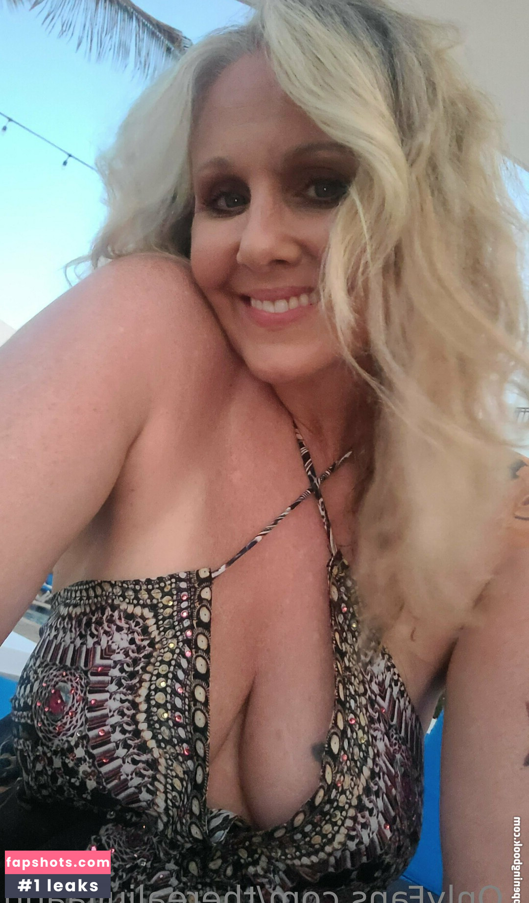 TheRealJuliaAnn gallery photo #65