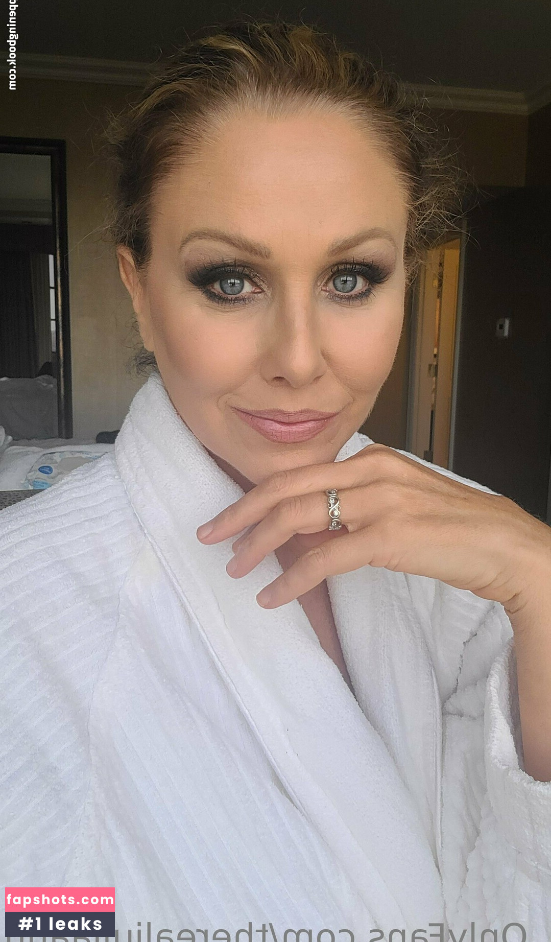 TheRealJuliaAnn gallery photo #70