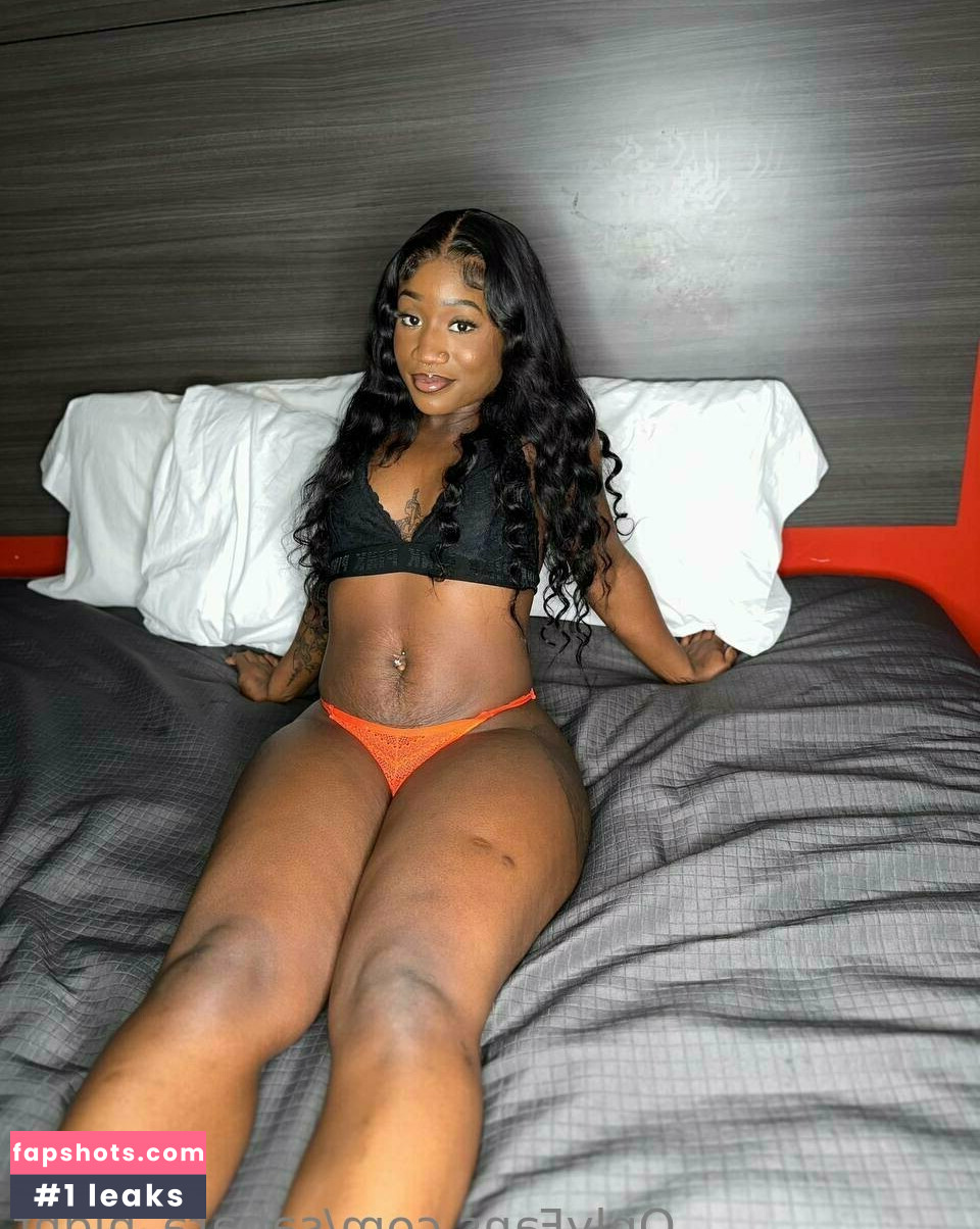 Therealmissnight gallery photo #15