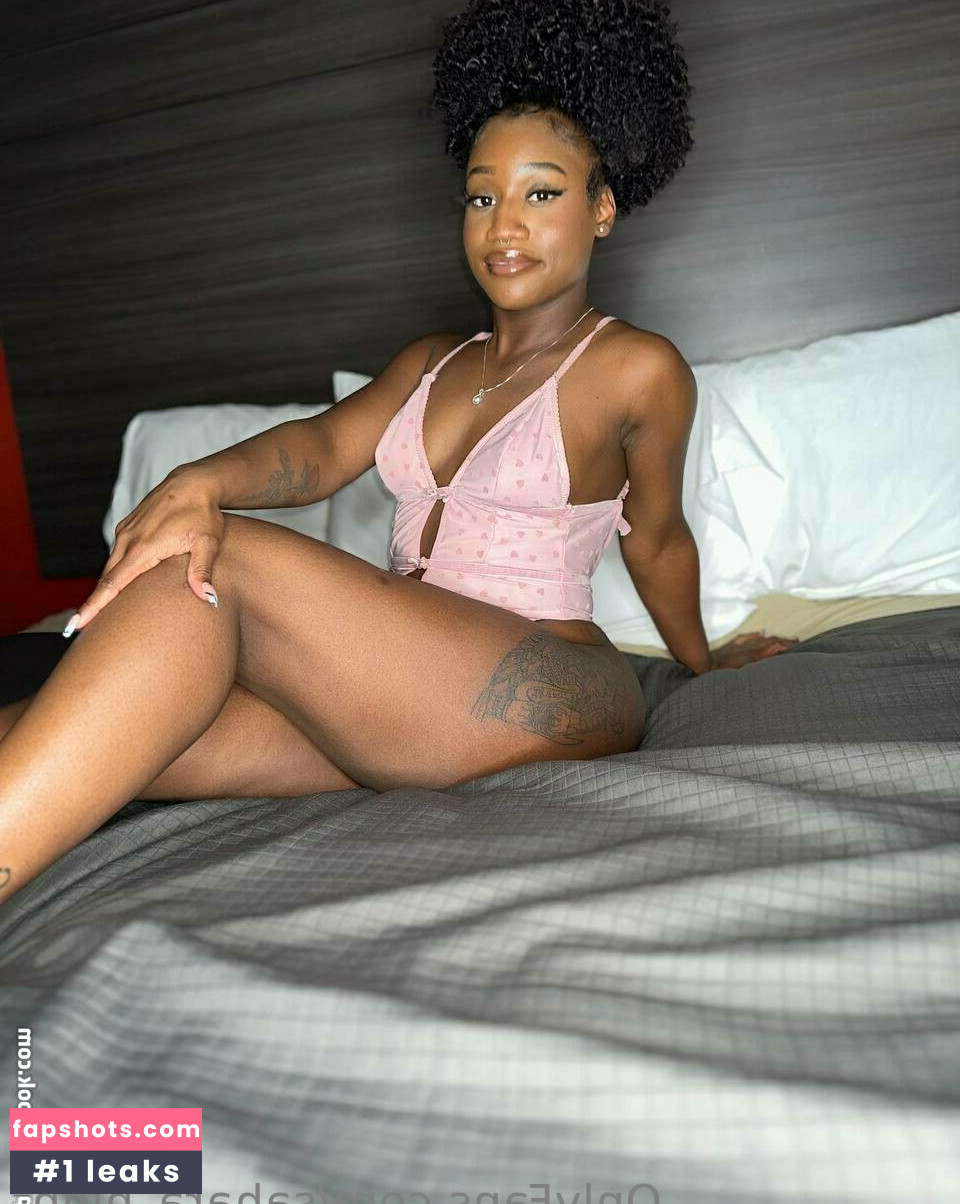 Therealmissnight gallery photo #7